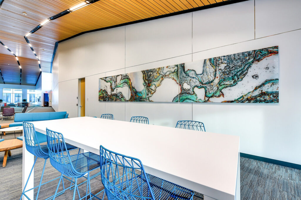 A6 Charles Schwab_Amenities Building (6)